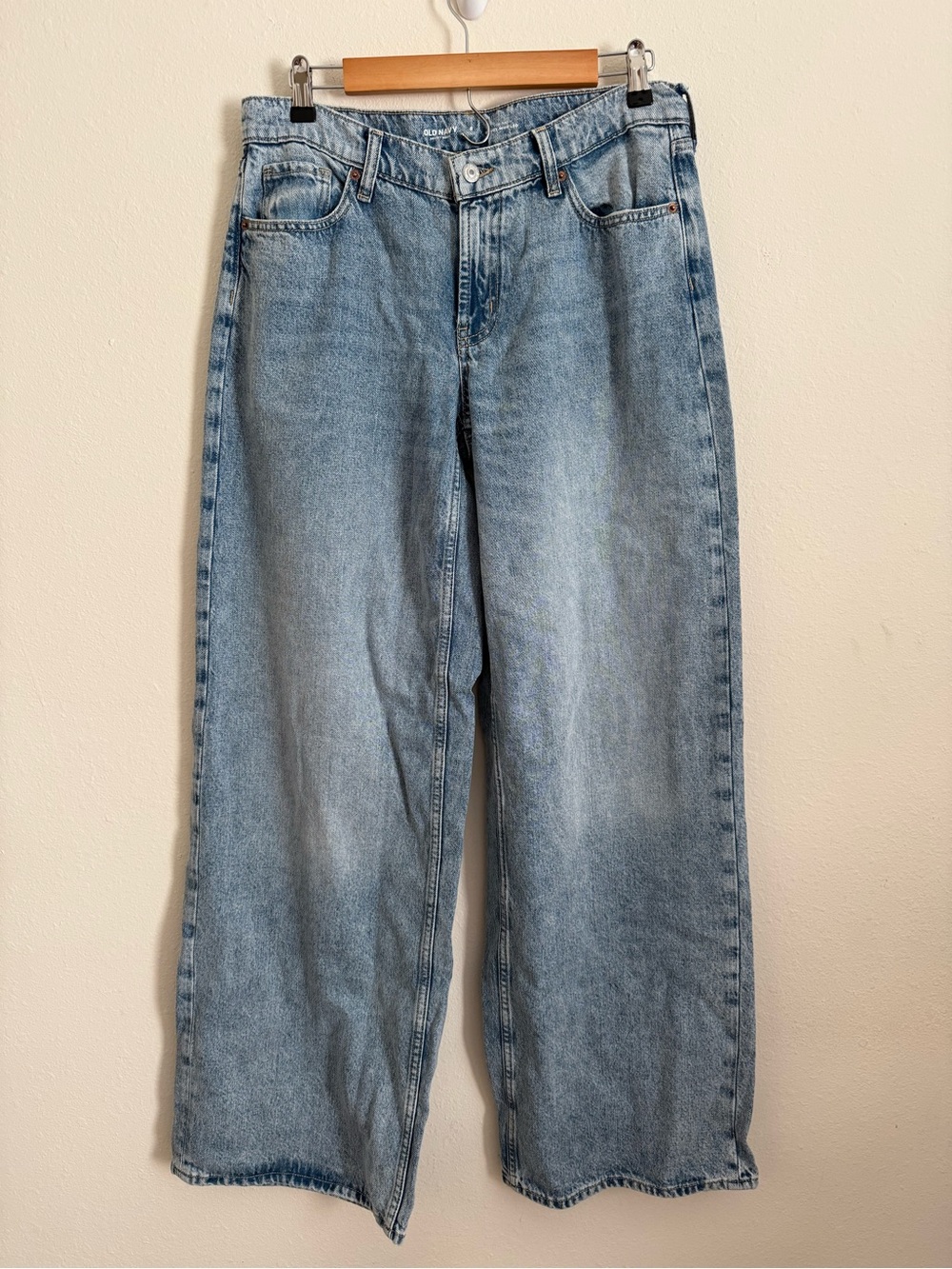 Women's Light Blue Tall Wide-Leg Jeans